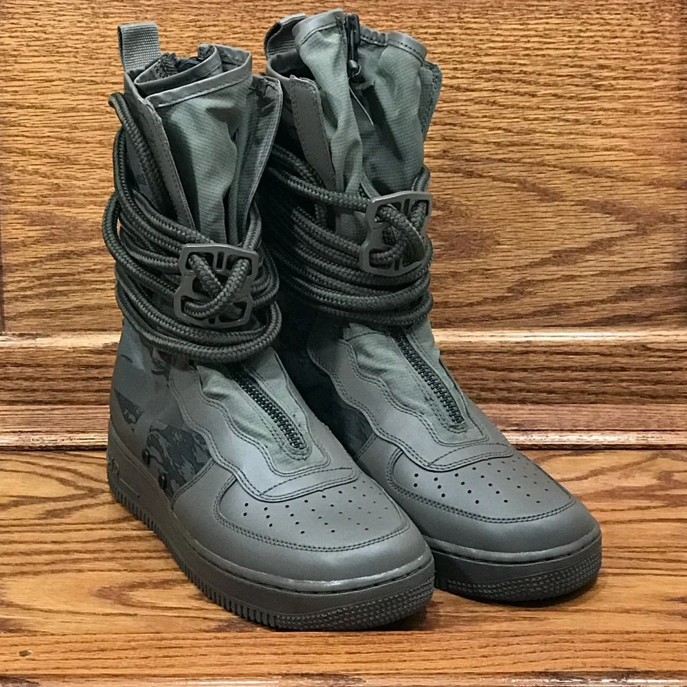 Nike SF Air Force‎ 1 High Ridgerock Shoes